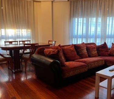 Distrito Oeste Apartamento | Primera línea playa con parking