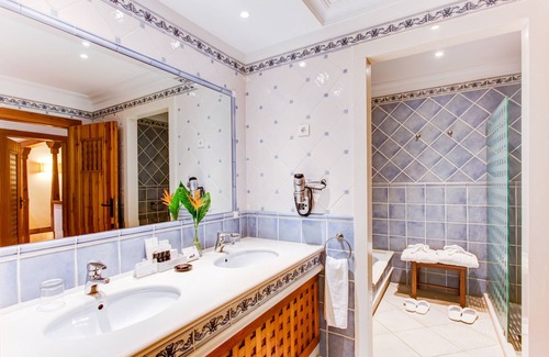 Playa Blanca Hotel | Princesa Yaiza Suite Hotel Resort