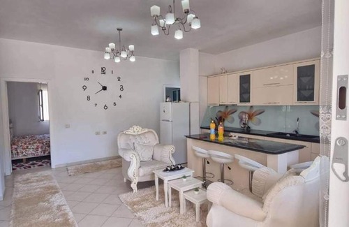 Kamez Chalet De Esquí | Privat house in Tirana