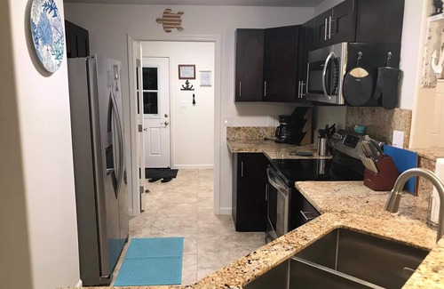 Keaau Casa | Nueva casa de vacaciones hawaiana, aire acondicionado, cerca del océano y volcanes.