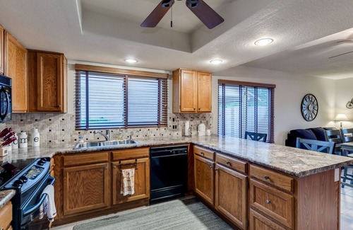 Westbrook Village Casa | Piscina privada, solo siéntese y relájese, disfrute de los entrenamientos de primavera, PGA y fútbol.