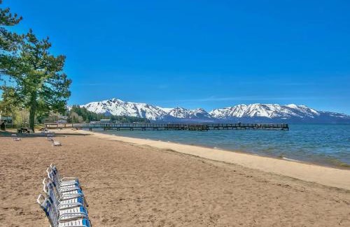 South Lake Tahoe Casa | Private beach, Close to ski, Resort Amenities!