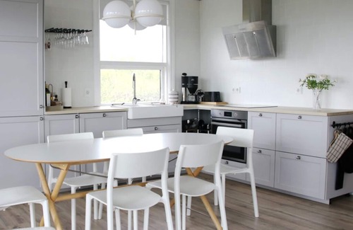 Borgarnes Cabina | Casa de campo privada en el oeste de Islandia, un entorno impresionante.