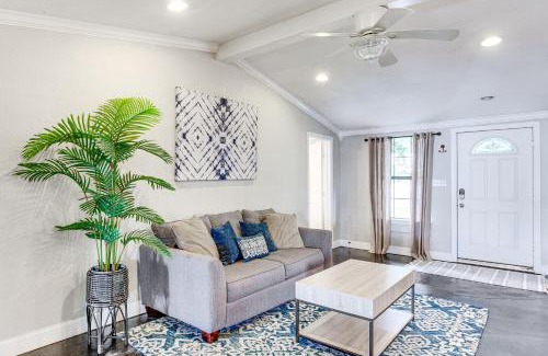 Newark Casa | Private Dock and Deck Eagle Mountain Lake Retreat!