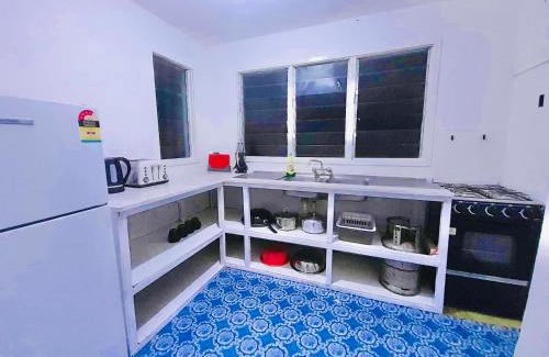 Nuku'alofa Cama Y Desayuno | Private Double Room - Horizon Tonga Cottage