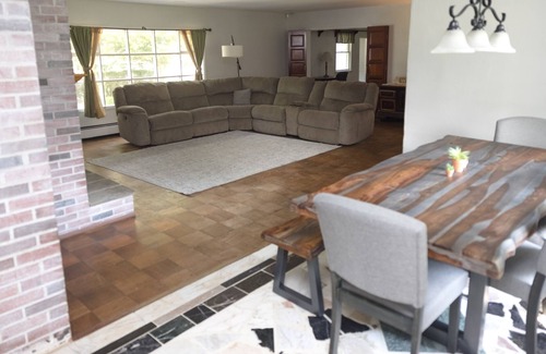 Bethlehem Casa | Private Gated Country Home with Outdoor Pavilion, EV Charger - Dog-Friendly