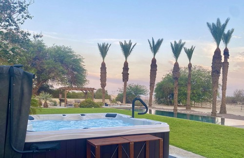 Thousand Palms Villa | Private Gated Villa with Infinity Pool - Minutes to Palm Springs