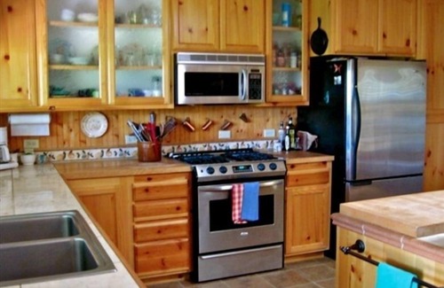 Healdsburg Casa | Healdsburg privada Retreat Cerca de Plaza, con el río de acceso.