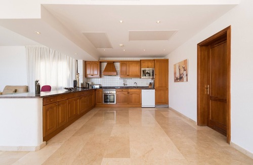 Mogan Chalet De Esquí | Piscina privada climatizada en entorno tranquilo y vistas al mar en campo de golf