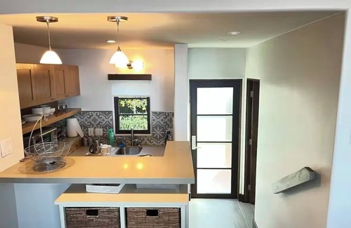 Country Club Cabaña | Private La Jolla Casita Escape