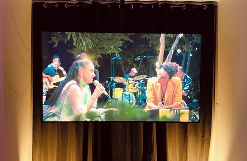 Entzheim Apartamento | Private loft - Jacuzzi pro & sauna - All in One