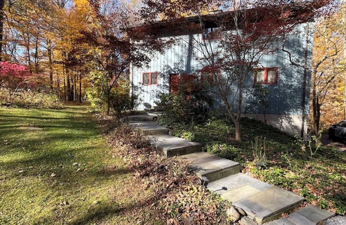 Clinton Corners Casa | Casa contemporánea privada en seis acres