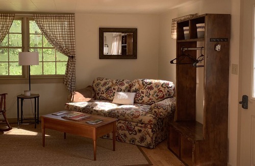 Weston Cabaña | Private Mountain Cottage