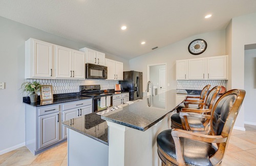 St. Johns Casa | Private Patio + Lake View: Fruit Cove Home