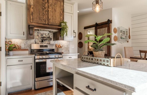 Monroe Casa | Private Pool & Hot-tub! Walk Downtown; Large Porch; King Beds; Spacious