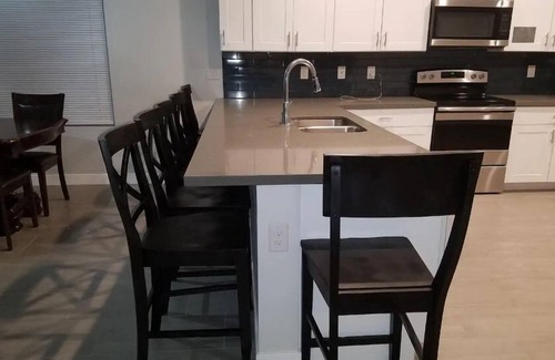 South Mountain Casa | Private & Quiet Bedroom In The in S. Phoenix