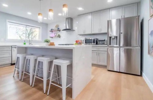 East San Jose Casa | Private Retreat: Hot Tub, BBQ/fire pit, City Views