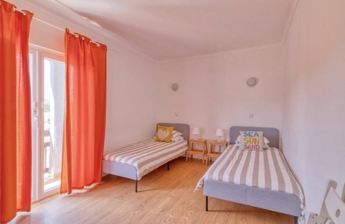 Sao Pedro de Muel Cabina | Private Room With Balcony sea View Private Bathroom