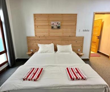 Al Hadd Cabina | Private Rooms in Shared Beach Chalet - 1