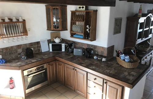 Tias Villa | Casa Maja, villa de lujo aislada, piscina climatizada eléctricamente, fibra Wi-Fi, todas las televisiones