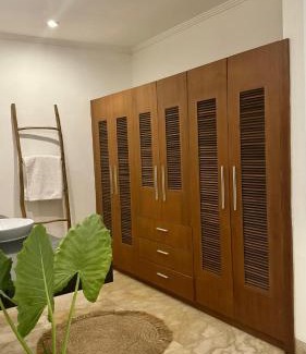 Babakan Casa | Private suite in a kids friendly big shared villa in Canggu