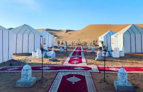 Merzouga Alquiler De RV | Private tent & camel trekking