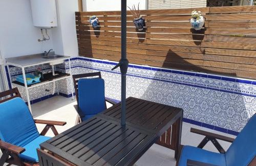 El Palo Casa | Private townhouse with roof terrace close to the beach