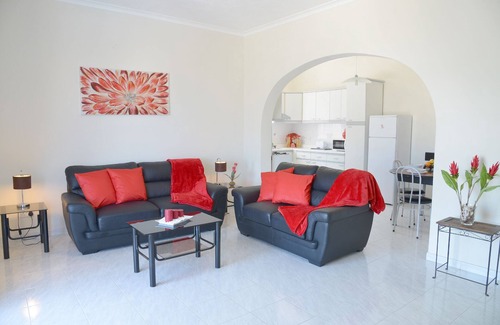 Mellieħa Heights Villa | Villa privada con piscina y vistas increíbles