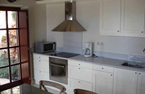 Itilo Villa | Villa privada con vistas panorámicas de la bahía de Itilo en Mani