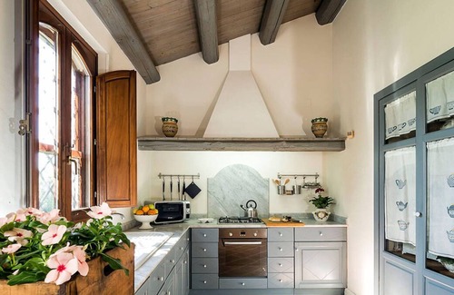 Carrozziere Villa | Villa privada con piscina.