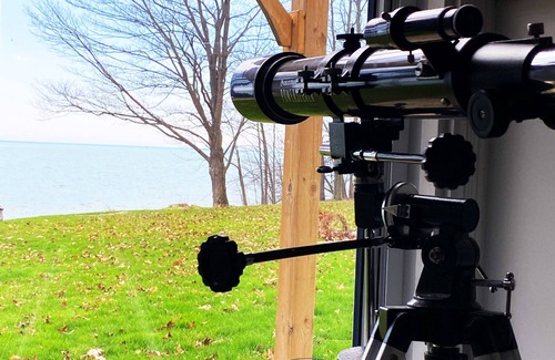 Dunnville Cabaña | Private Waterfront Lakehouse on Lake Erie