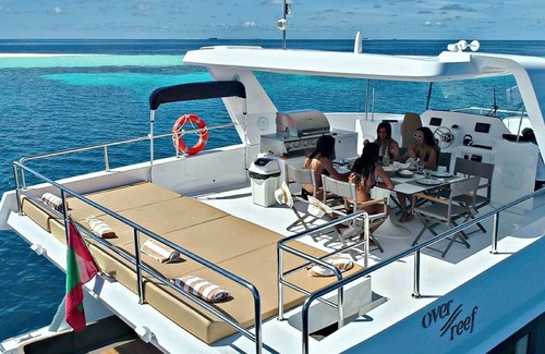 Hulhumale Alquiler De Eote | Private Yacht Charter on Full Board