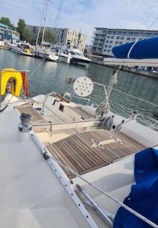 Kesklinn Alquiler De Eote | Private Yacht in the Heart of Tallinn