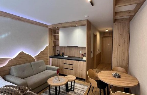 Jahorina Apartamento | Privatni Apartman RIO 152 u sklopu HOTEL VUČKO JAHORINA