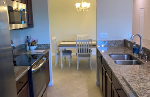 Lakewood Ranch Condominio | Professionally Decorated Condo - Lakewood National Resort Style Golf Community