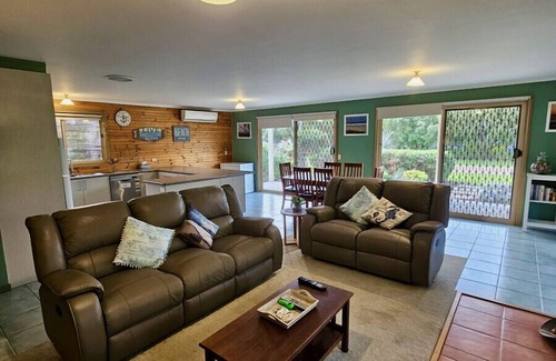 Sandy Point Casa | Prom Coast Beach Abode