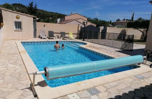 Beaucaire Villa | PROMOTION sur la dernière semaine d'Août en Occitanie - villa avec piscine privée