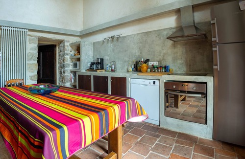 Speracedes Villa | Provencal Farmhouse With Pool