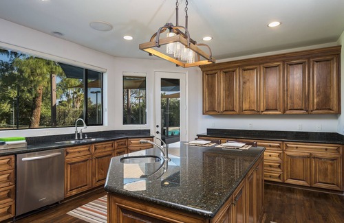 Tatum Place Casa | PISTA DE TENIS PRIVADO, PISCINA DE SALA CALEFACTADA DE LG, TINA CALIENTE, RESORT BACKYARD @ SCOTTSDALE