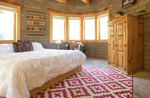 Los Alamos Casa | Pueblo Canyon Inn