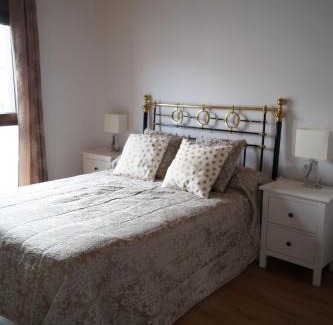 Buitrago del Lozoya Apartamento | Puente viejo de Buitrago casa Enebro