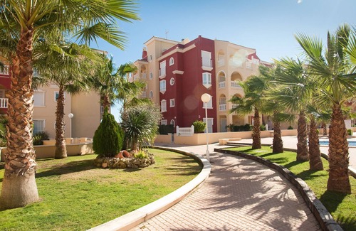Los Alcázares Apartamento | Puerto Marina 3 bedroom 2 bathroom ground floor apartment with large terrace.