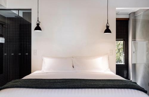 Lake St. Clair Hotel | Pumphouse Point