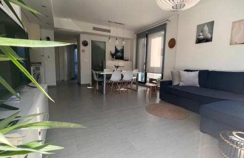 Torrevieja Villa | Punta Prima Villa 3 bedrooms and solarium sea view