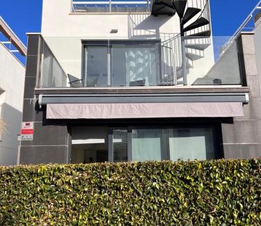 Torrevieja Villa | Punta Prima Villa 3 bedrooms and solarium sea view