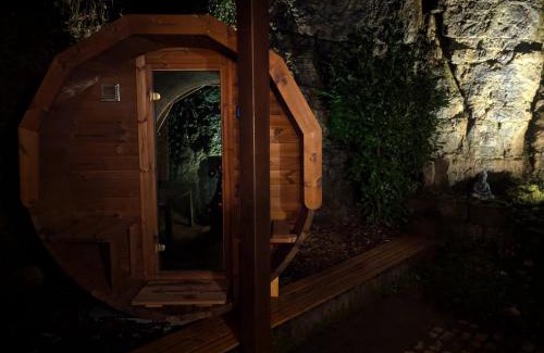 Gerolstein Apartamento | Pure Zen Suite I Eifelsteig I Sauna I BBQ I Garage