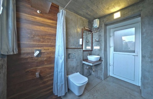 Kodaikanal Hotel | Purple Orchid By Xacro Xperiences