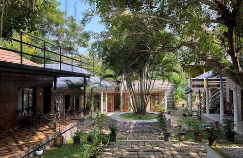 Varkala Hotel | Puthooram Sea View Resort Varkala