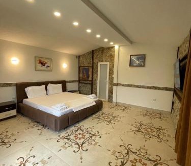 Prizren Hotel | QINGJI Family Bungalow