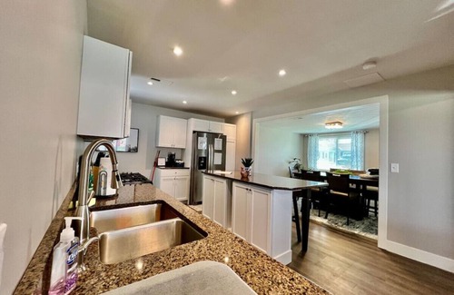 Mason Casa | Quaint 4 Bedroom Ranch Home in Mason Ohio